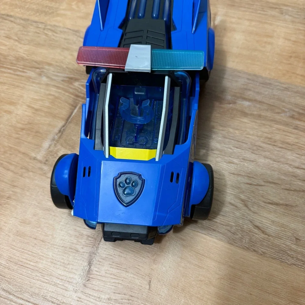 Paw Patrol Mighty Pups Charged Up Chase Transforming Deluxe Vehicle Lights Sound